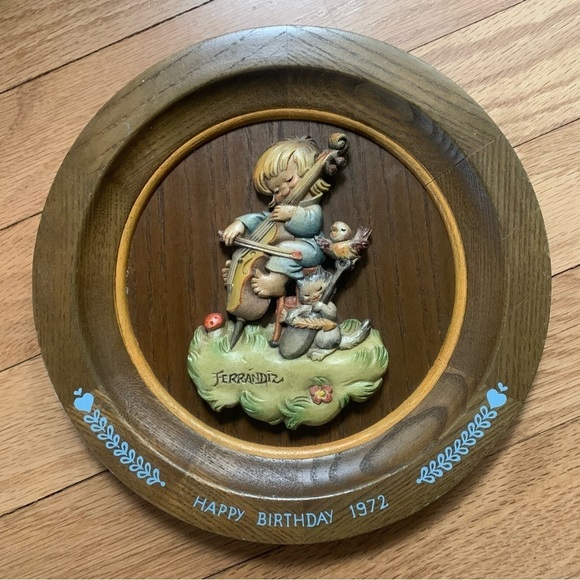 Vintage Fernandez Wood Carved Plate Happy Birthday 1972 Fernandez Picture Frame - Picture 1 of 10